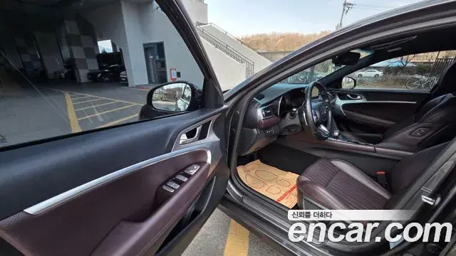 Genesis G70 2021 — Şəkil 13/19