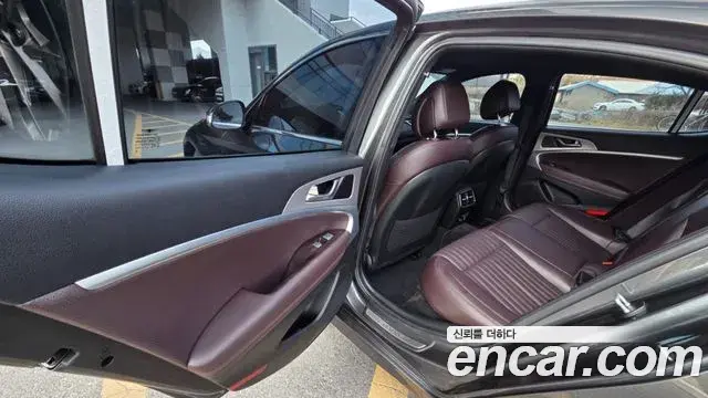 Genesis G70 2021 — Şəkil 19/19