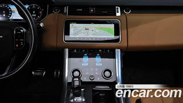 Land Rover Range Rover Sport 2020 — Фото 19/20