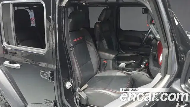 Jeep Wrangler 2020 — ფოტო 1/20