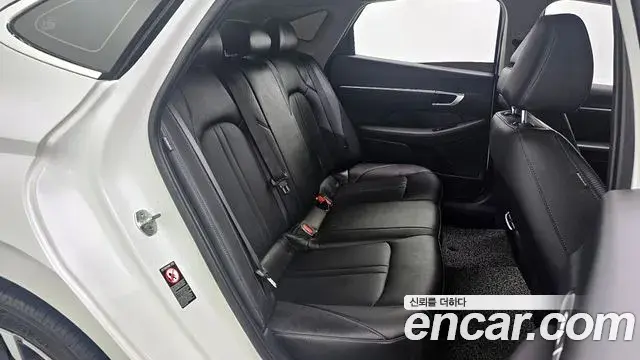 Hyundai Sonata 2022 — Şəkil 12/20