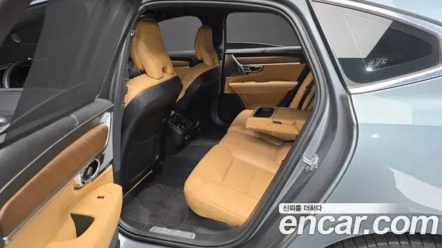 Volvo S90 2019 — Photo 11/20