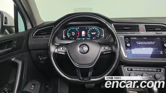 Volkswagen Tiguan 2020 — Photo 20/20
