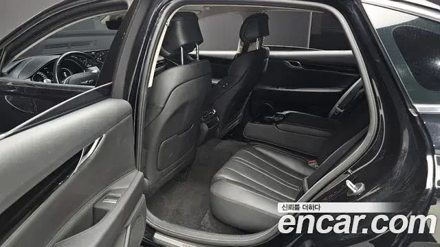 Genesis G80 2020 — ფოტო 14/20
