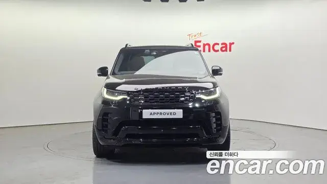 Land Rover Discovery 5 2024 — ფოტო 5/20
