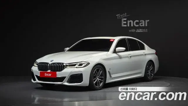 BMW 5 Series 2022 — ფოტო 7/20