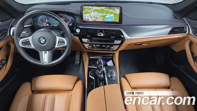 BMW 5 Series 2022 — ფოტო 9/20