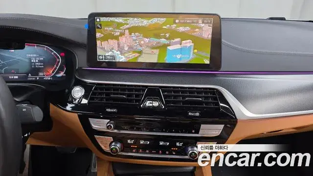 BMW 5 Series 2022 — ფოტო 11/20