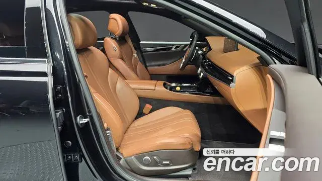 Genesis G80 2022 — Photo 10/20