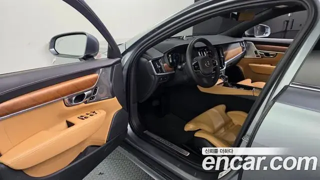 Volvo S90 2019 — Photo 11/20