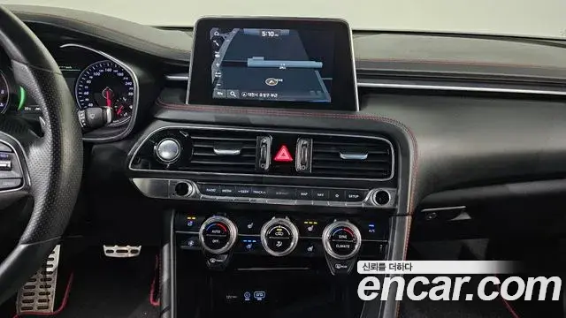 Genesis G70 2020 — Şəkil 19/20