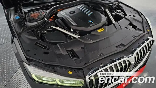BMW 7 Series 2020 — Photo 18/20