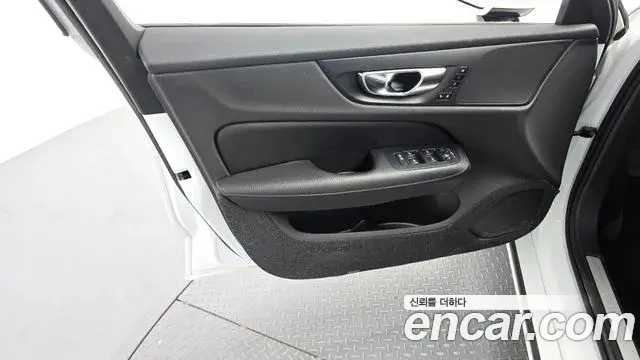 Volvo S60 2020 — Şəkil 20/30