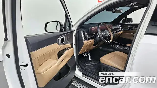 Kia Sorento 2023 — Şəkil 12/20