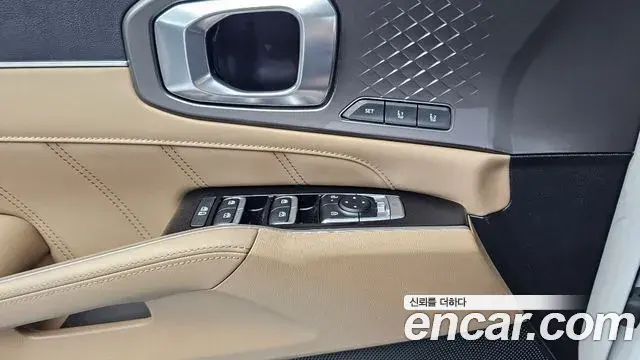 Kia Sorento 2023 — Şəkil 15/20