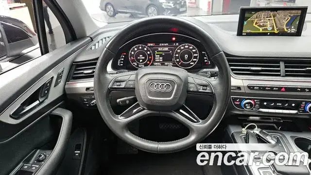 Audi Q7 2019 — Şəkil 1/20