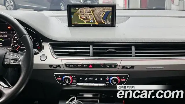 Audi Q7 2019 — Şəkil 7/20