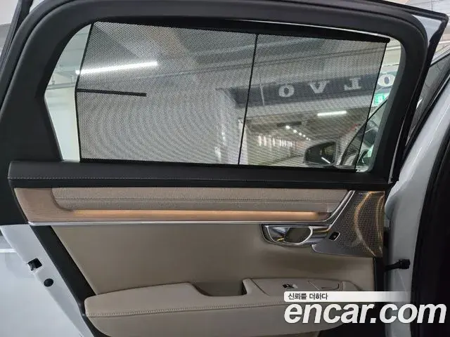 Volvo S90 2025 — ფოტო 16/20