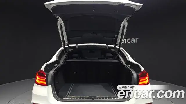 BMW X4 2018 — Фото 20/20