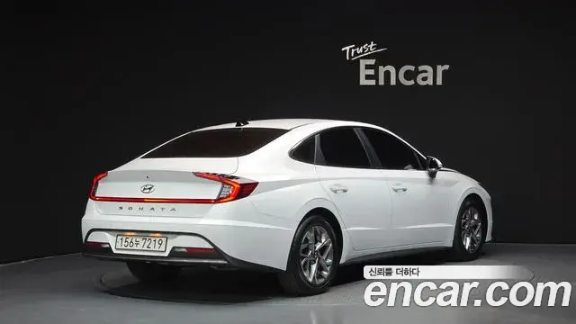 Hyundai Sonata Hybrid 2021 — Şəkil 12/20