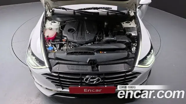 Hyundai Sonata Hybrid 2021 — Şəkil 17/20