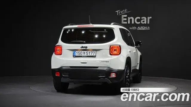 Jeep Renegade 2023 — Фото 4/20