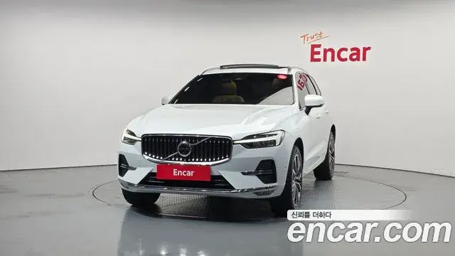 Volvo XC60 2021 — Фото 3/20