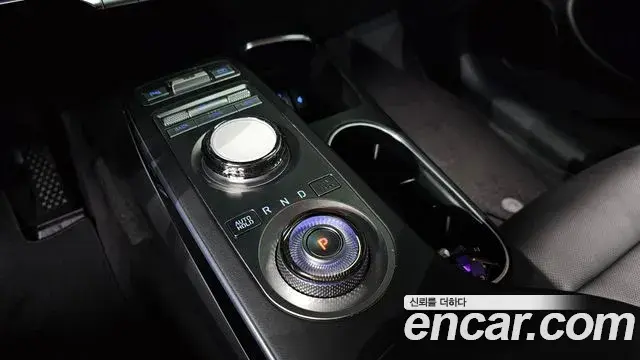 Genesis GV70 2021 — Şəkil 20/20
