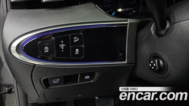 Genesis GV70 2021 — Şəkil 13/20