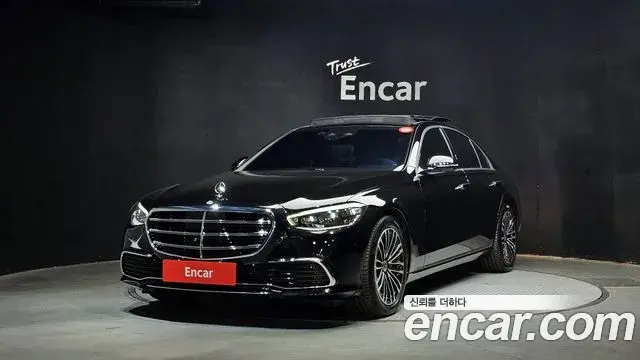 Mercedes-Benz S-Class 2025 — Photo 8/20