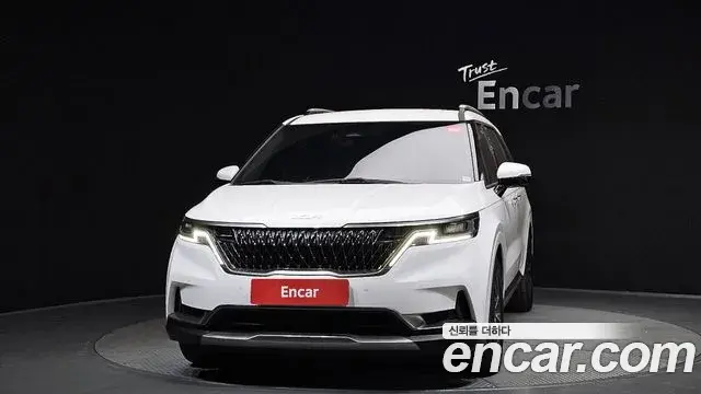 Kia Carnival 2022 — Фото 3/20