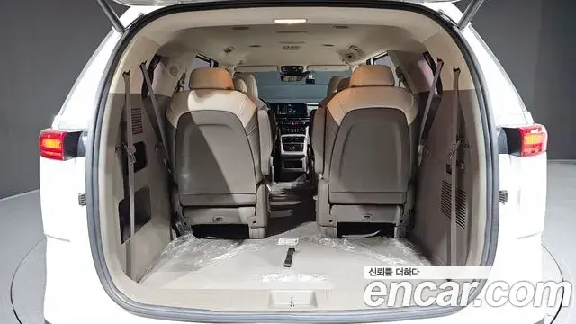 Kia Carnival 2022 — Фото 10/20
