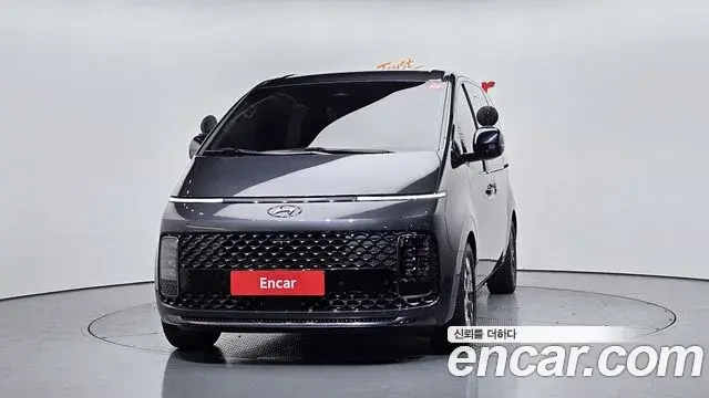 Hyundai Staria 2021 — Фото 3/20