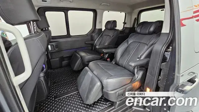 Hyundai Staria 2021 — Фото 12/20