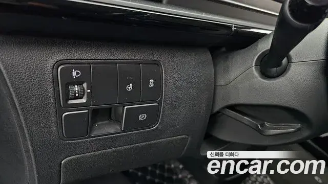 Hyundai Staria 2021 — Фото 17/20