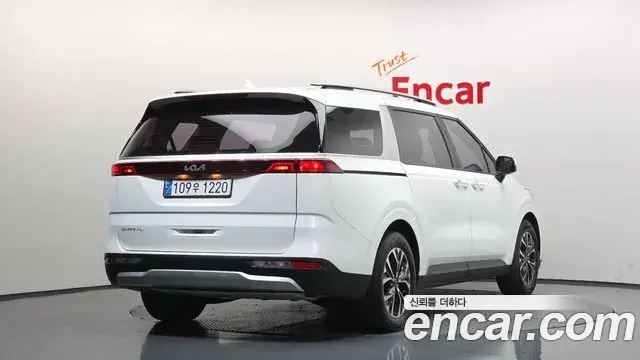 Kia Carnival 2022 — Фото 2/20
