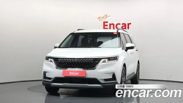 Kia Carnival 2022 — Фото 3/20