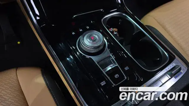 Kia Carnival 2022 — Şəkil 12/20