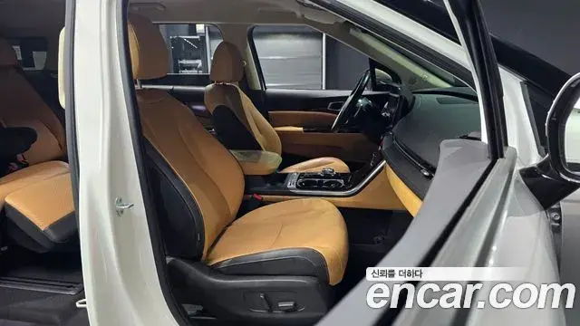 Kia Carnival 2022 — Şəkil 14/20