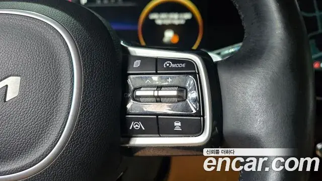 Kia Carnival 2022 — Şəkil 8/20
