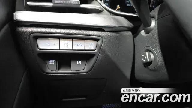 Genesis G80 2021 — Şəkil 16/20