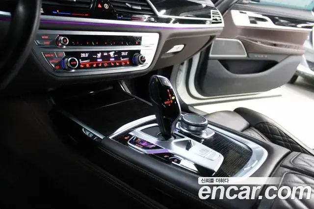 BMW 7 Series 2020 — Photo 5/20