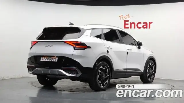 Kia Sportage 2022 — ფოტო 7/20