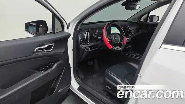 Kia Sportage 2022 — ფოტო 18/20