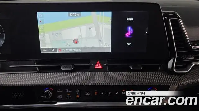 Kia Sportage 2022 — ფოტო 3/20