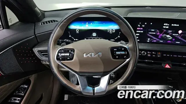 Kia K8 2023 — ფოტო 16/20