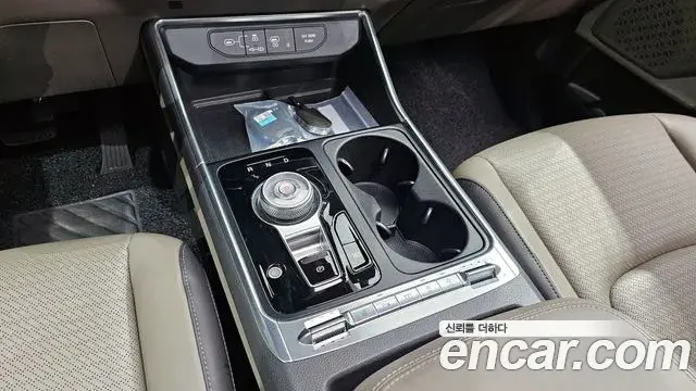 Kia Carnival 2025 — Şəkil 14/20
