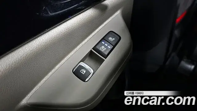 Kia Carnival 2025 — Şəkil 17/20