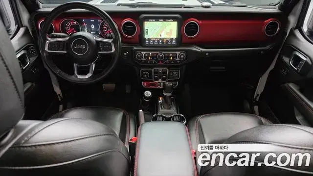 Jeep Wrangler 2022 — ფოტო 20/20