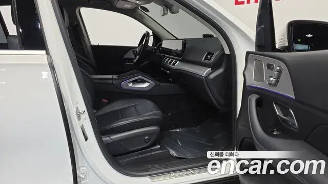 Mercedes-Benz GLE-Class 2019 — ფოტო 14/20